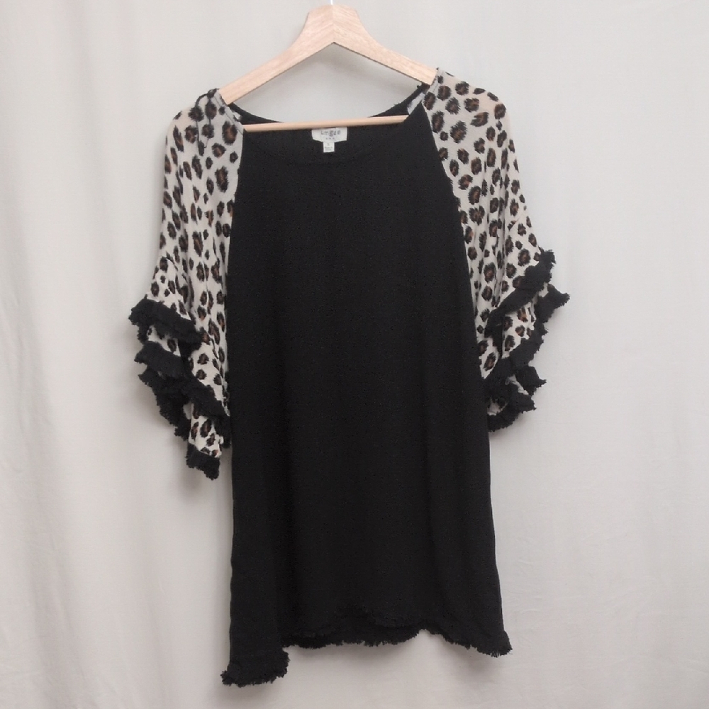 Umgee Bell Sleeve Tunic Top - Picture 1 of 5